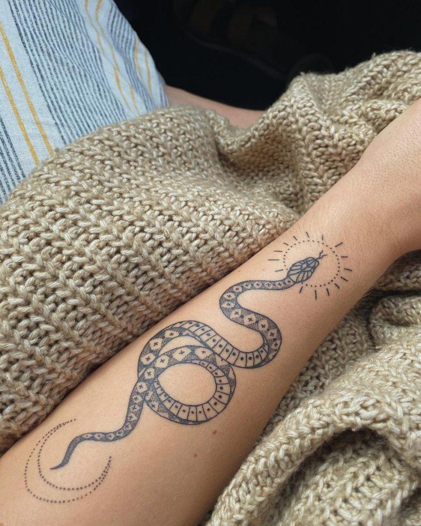 23 Remarkable Spiritual Scorpio Tattoo Ideas That You Will Love -  Spirithandbook